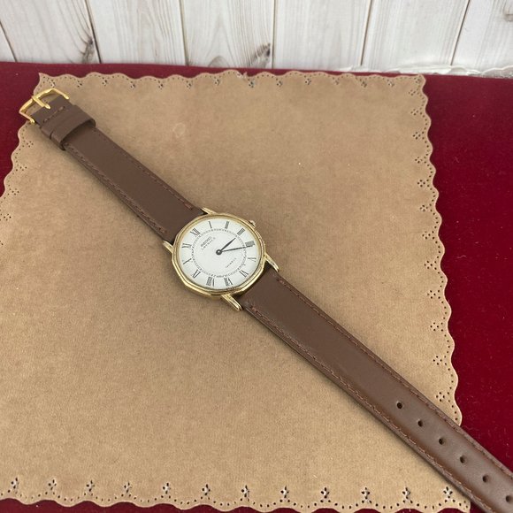 Vintage Elegant but Stylish Unisex Seiko Lassale 18K Gold Plated Watch - Picture 6 of 9